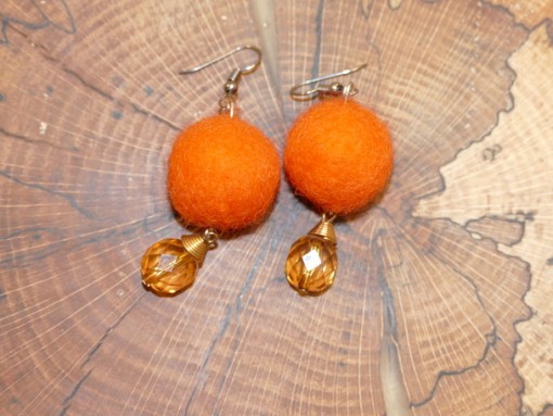Plstěné náušnice oranžové